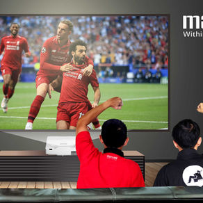 Projector UTS (Ultimate Short Throw ) :   Sensasi Menghadirkan Layar Lebar di Rumah